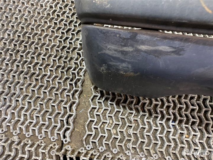 Бампер Peugeot 205, 1990