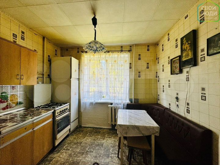 2-к. квартира, 50 м², 2/9 эт.