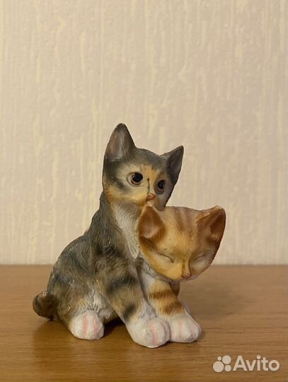 Статуэтка кошки