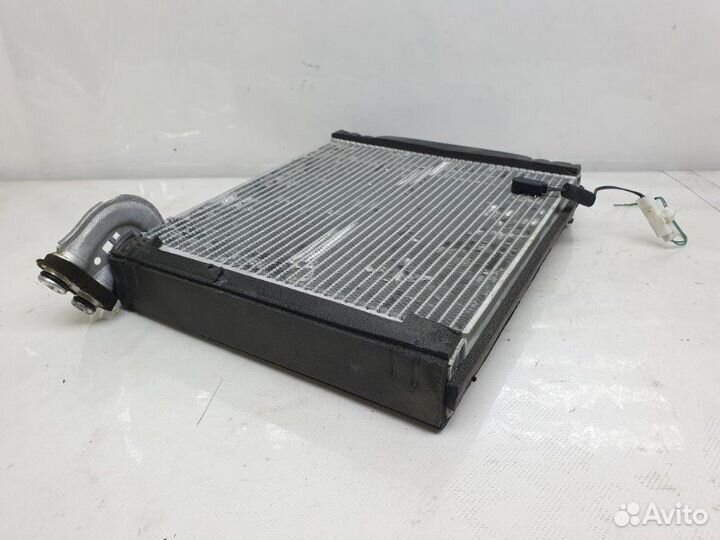 Радиатор кондиционера (конденсер) Toyota Corolla