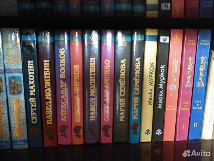 Продам книги