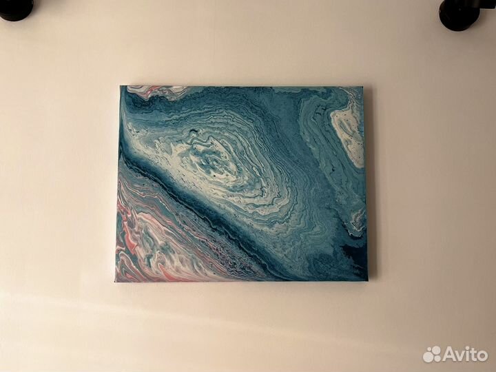 Интерьерная картина в технике флюид арт