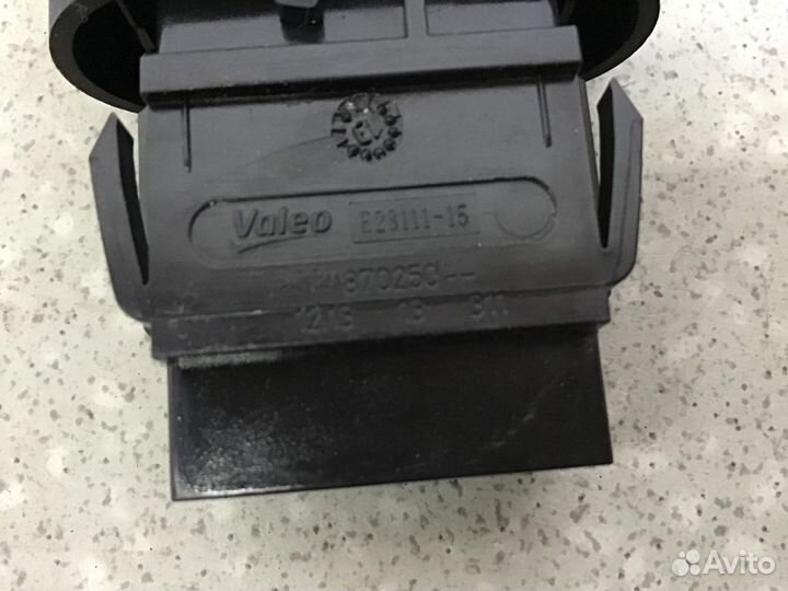 Кнопка многофункциональная Nissan Almera (G15) 201