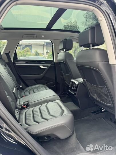 Volkswagen Touareg 3.0 AT, 2022, 24 000 км