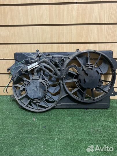 Диффузор радиатора Ford Focus 1