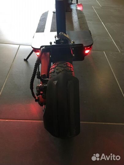 Kugoo G-Booster(2WD/1200W-48V-23AH)