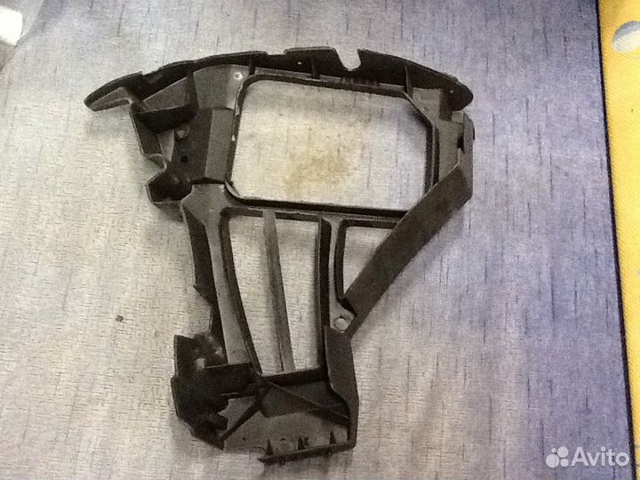 Кронштейн бампера Форд фокус2