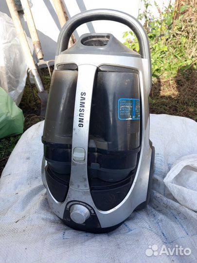 Пылесосы на запчасти