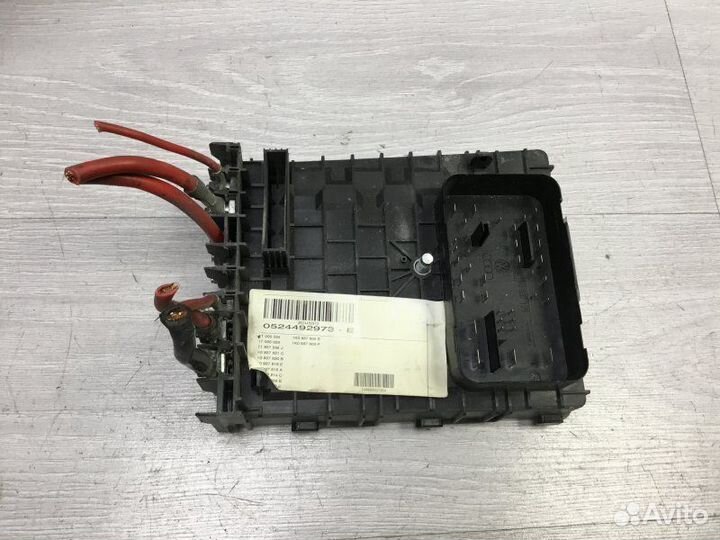 Блок предохранителей Volkswagen Touran 1.9 2005