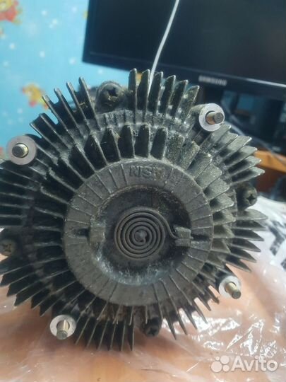 Вискомуфта Toyota Estima