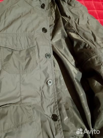 Ветровка женская