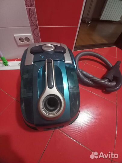 Пылесос Vitek