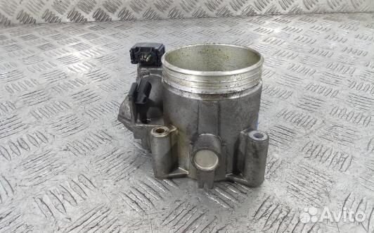 Дроссельная заслонка бензиновая volvo V70 2 (LDN08