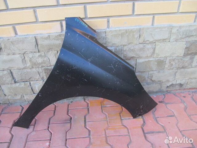 Крыло переднее правое Peugeot 207 2006