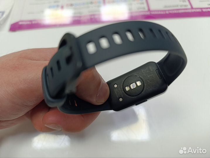 SMART часы Huawei Band 8
