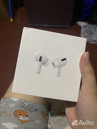 Беспроводные наушники apple airpods