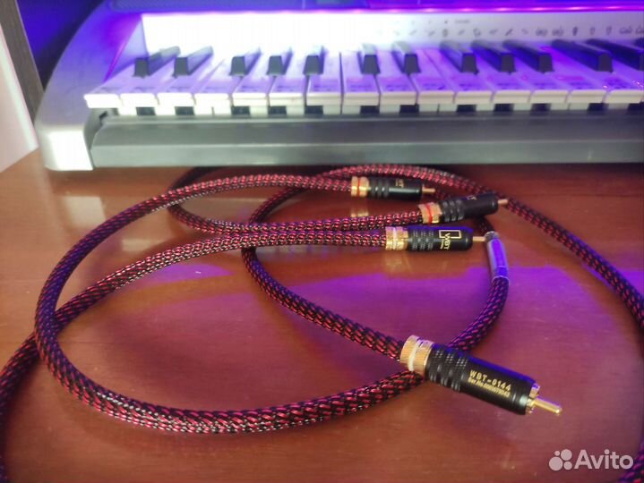 Межблочный Кабель Canare L-4E6S Star Quad wbt