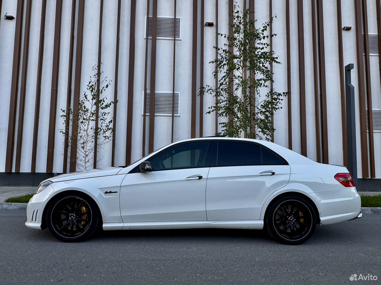 Нашли авто Mercedes-Benz E-класс AMG