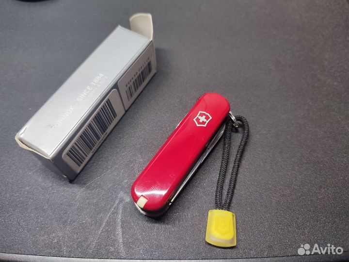 Victorinox nail clip 580