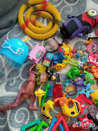 Игрушки мелочью