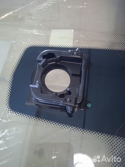 Лобовое стекло на BMW 5 GT F07 оригинал