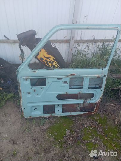 Двери niva 21213