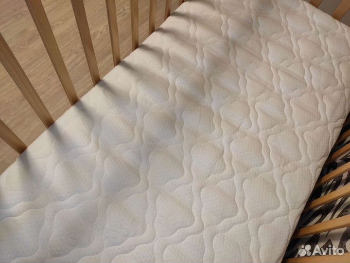 Кроватка детская