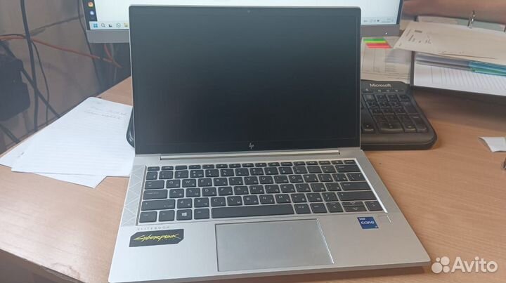 Ноутбук HP Elitebook