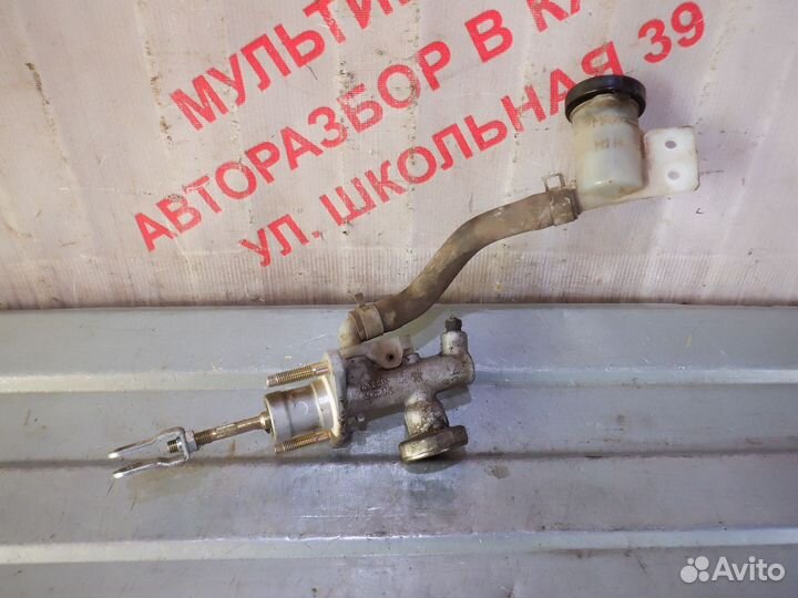 Главный цилиндр сцепления Альмера N16 / Классик