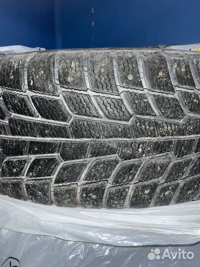Michelin X-Ice XI3 235/60 R18