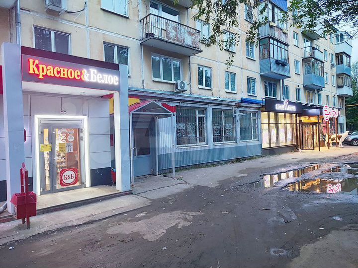 Сдам торговое помещение 73.2м. 1ая линия. 1ый этаж