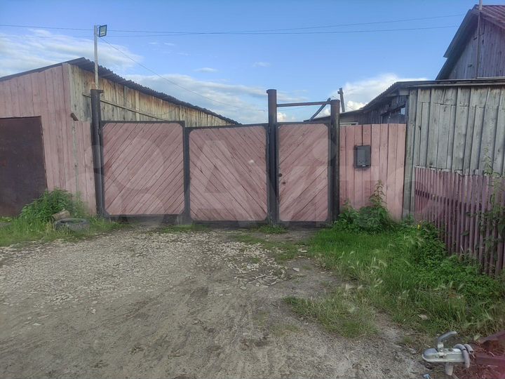 Дом 37,8 м² на участке 6,34 га