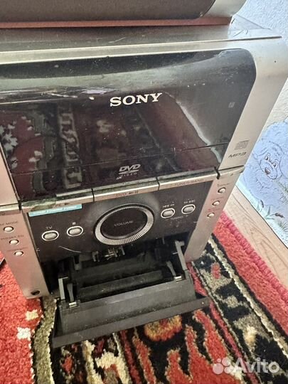 Музыкальный центр sony