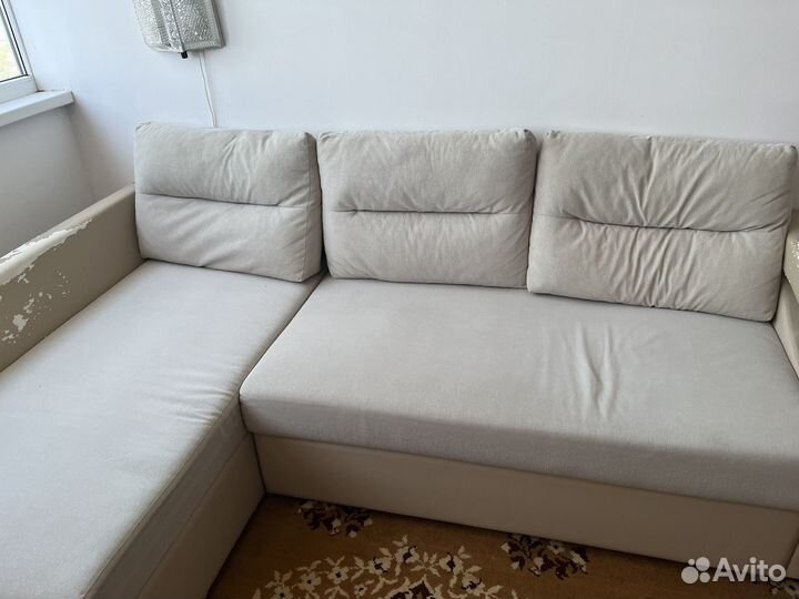 Угловой диван