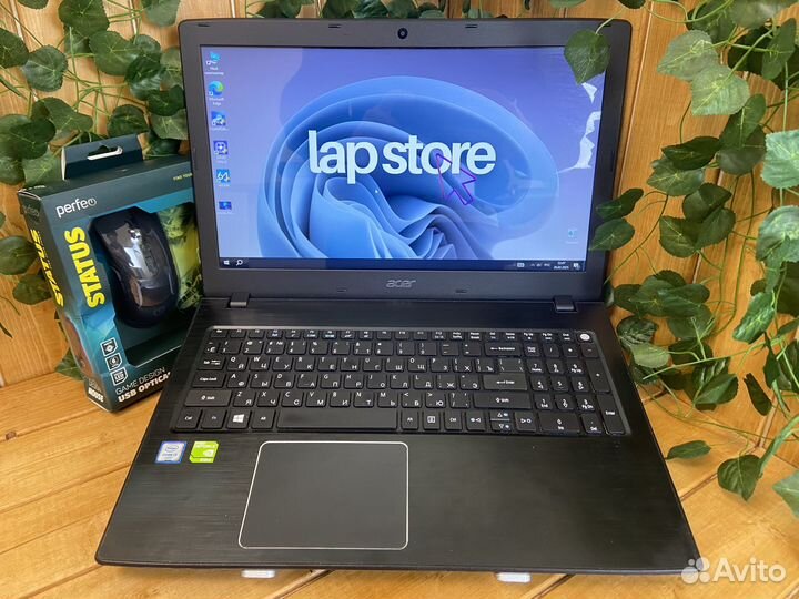 Игровой ноутбук Acer 2видеокарты/i3-6/8gb/SSD+HDD