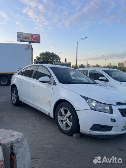 Chevrolet Cruze 1.6 AT, 2011, 300 000 км