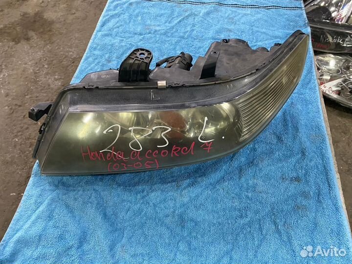 Фара левая Honda Accord 7 cl