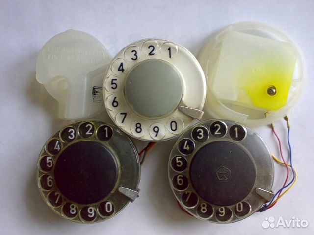 Телефоны дисковые времён СССР