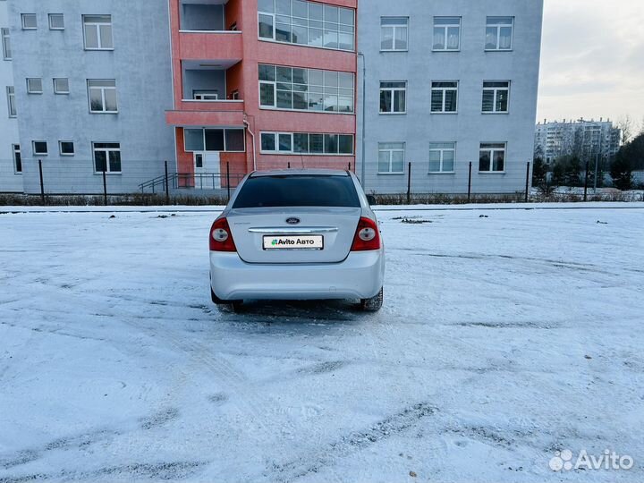 Ford Focus 1.8 МТ, 2008, 269 000 км