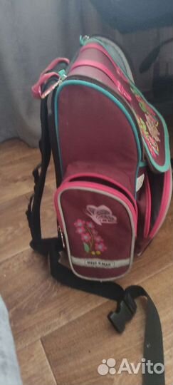 Рюкзак школьный