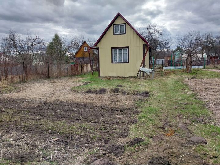 Дом 20 м² на участке 4 сот.