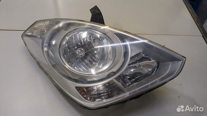 Фара (передняя) Hyundai H-1 Starex, 2010