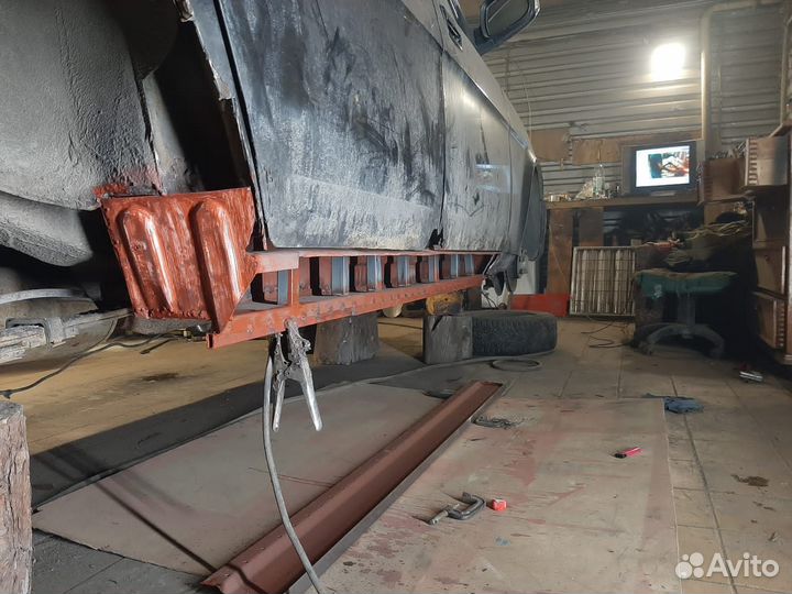 Ремонтные пороги газ Волга 31105 комплект