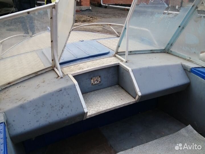 Моторная лодка
