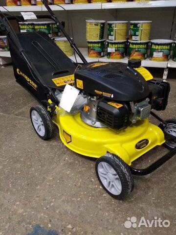 Газонокосилка бензиновая Champion LM 4122