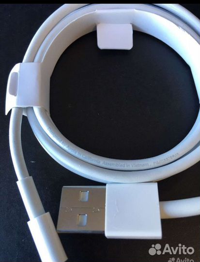 Зарядка на iPhone провод Lighting