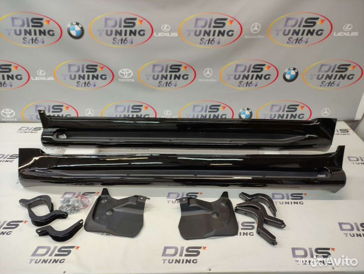 Пороги с подсветкой Land Cruiser 200 08-21 black