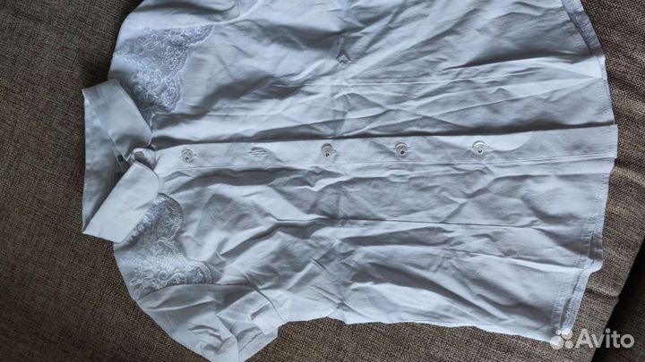 Блузка рубашка школьная 134 новая