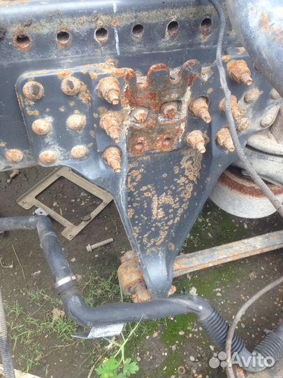 Кронштейн реактивной тяги Volvo FH 12
