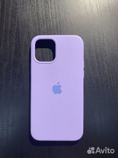 Фиолетовый чехол на iPhone 12/12 pro